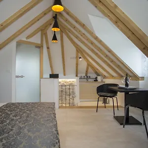 Situs Apartman
